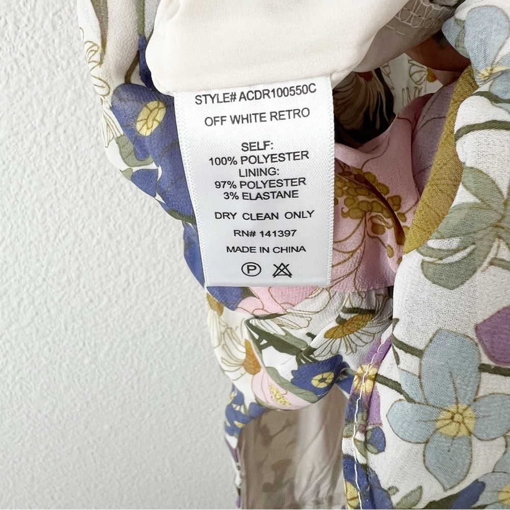 ASTR the Label Santorini Dress in Off White Retro Floral - Picture 5 of 5